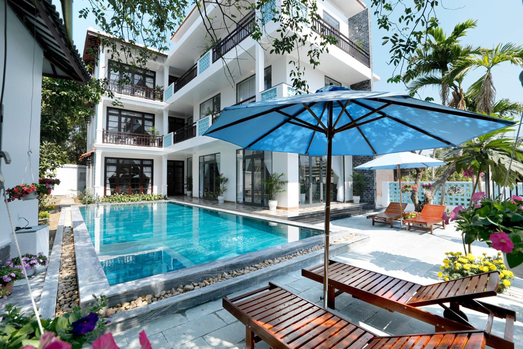 Tropical Garden & Pool Villa *