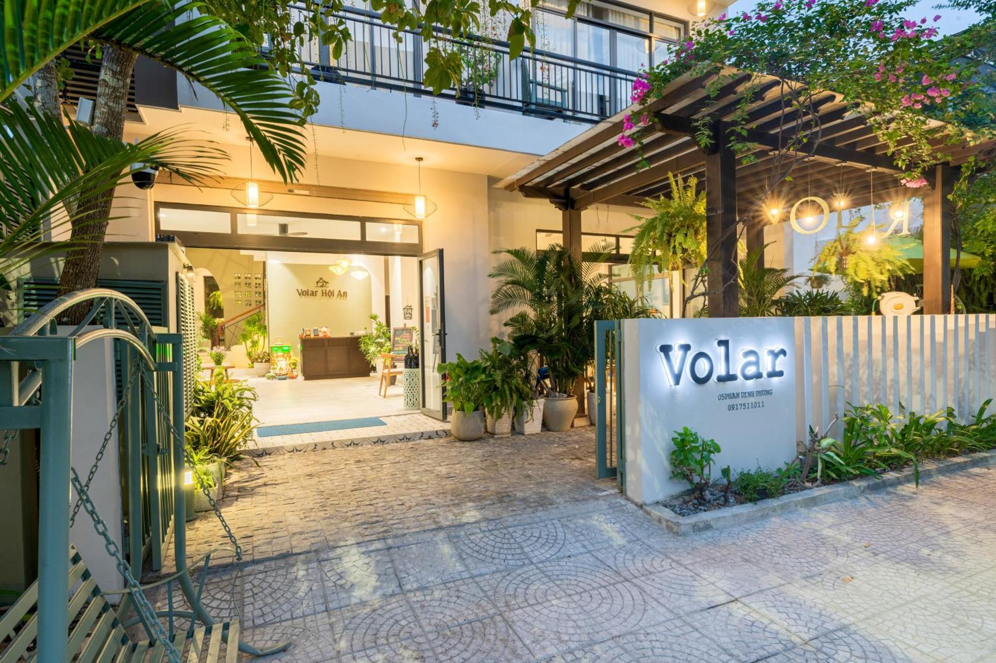 Volar Homestay *