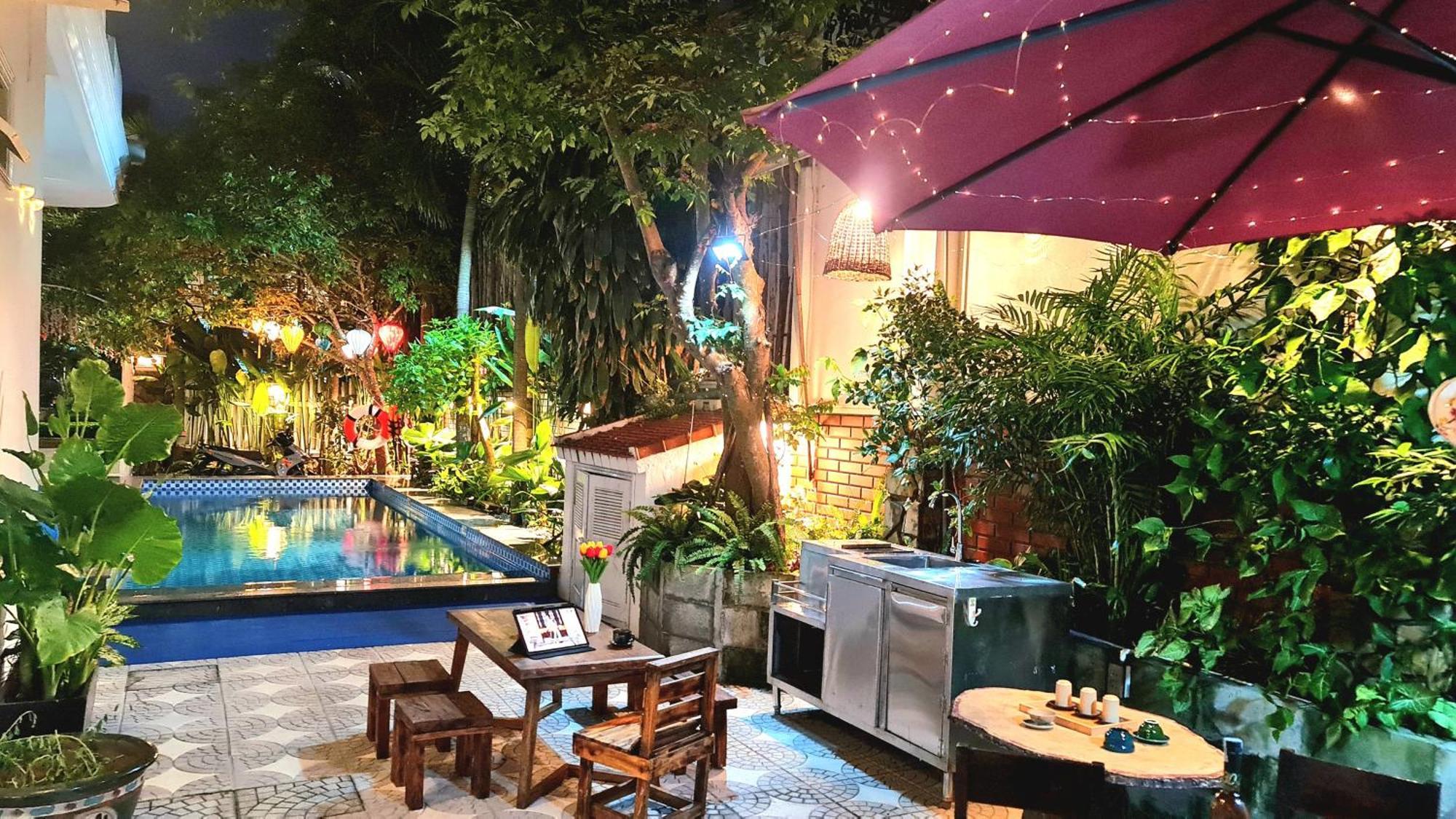 Minh Trang -bbq Garden Hoi An