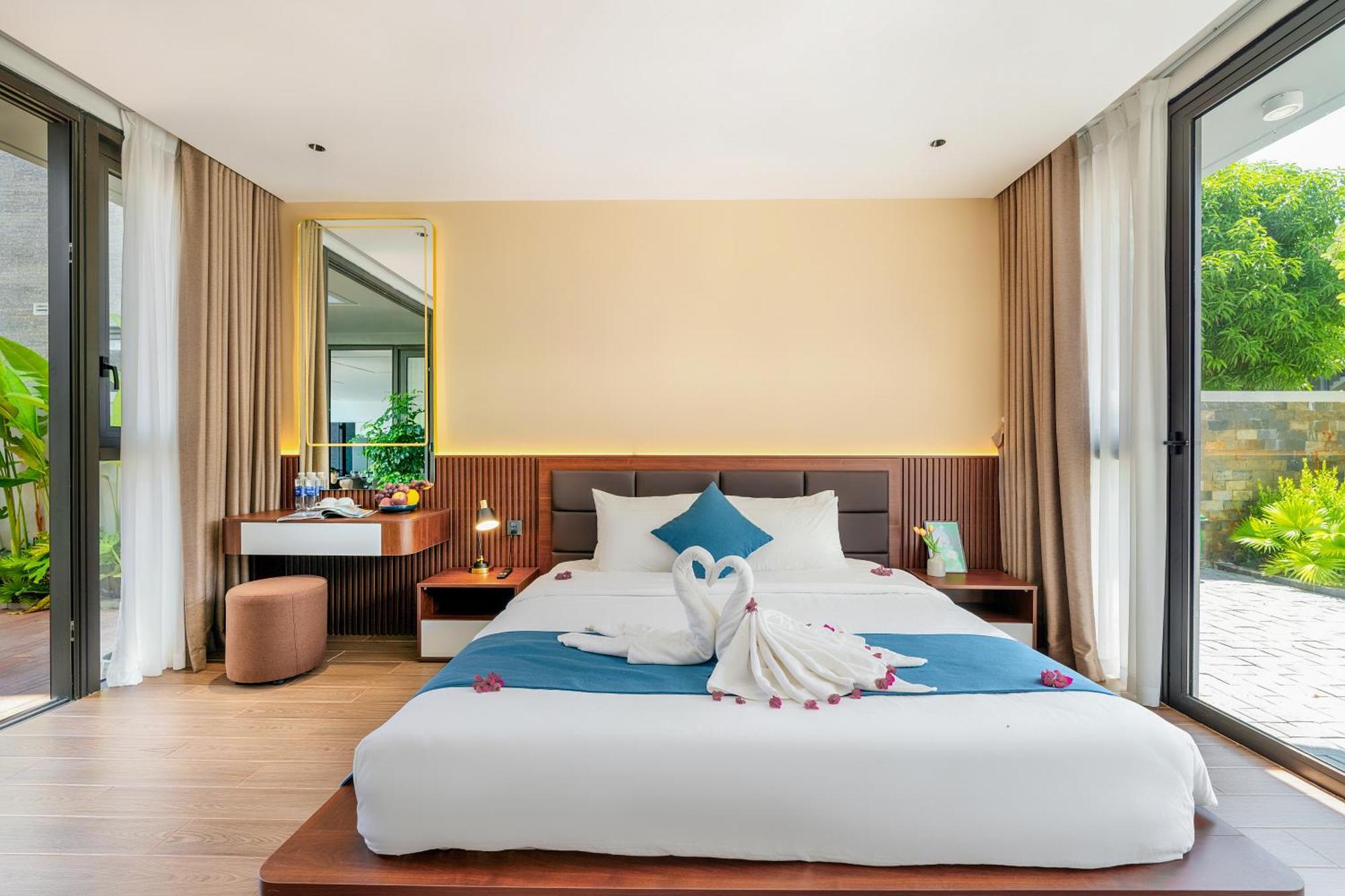 Bt208 Riverside With Private Pool Villa Hoi An