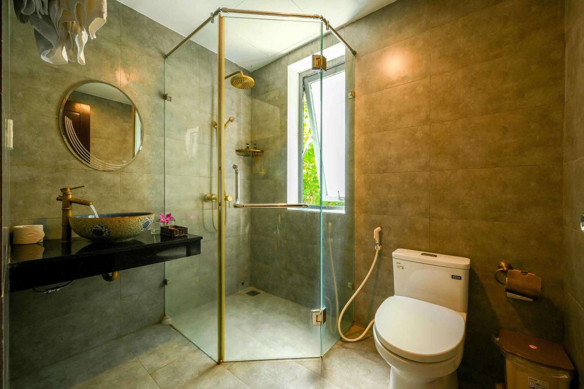 Thang 1 Hotel
