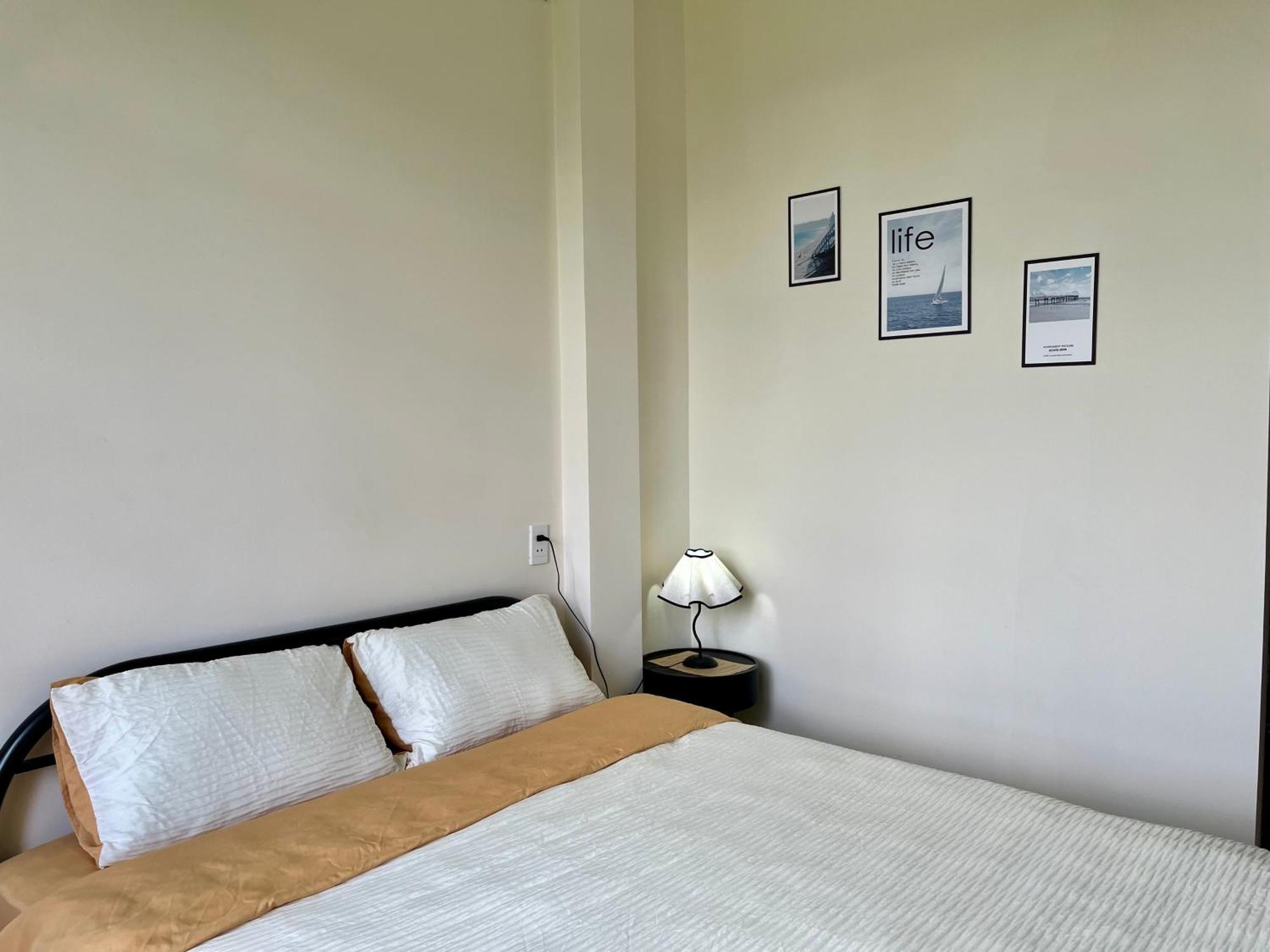 Lanni House Guest house *