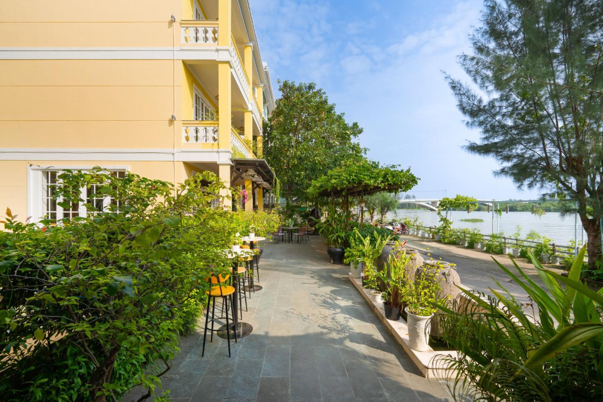 Triple Riverside Hoian