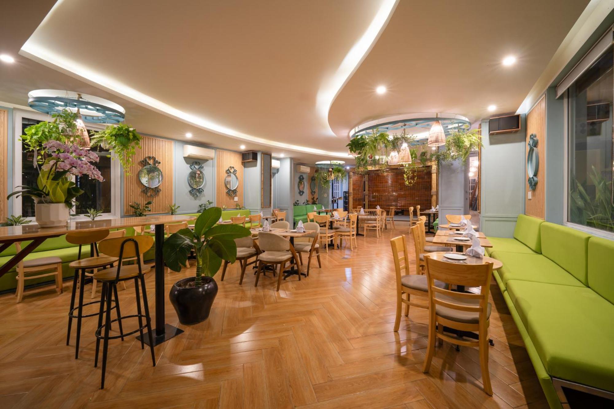Triple Riverside Hoian Hotel 3*