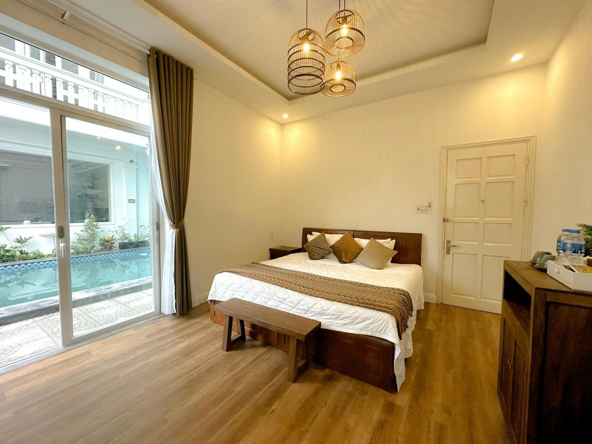 Villa Fullhouse Hoian *
