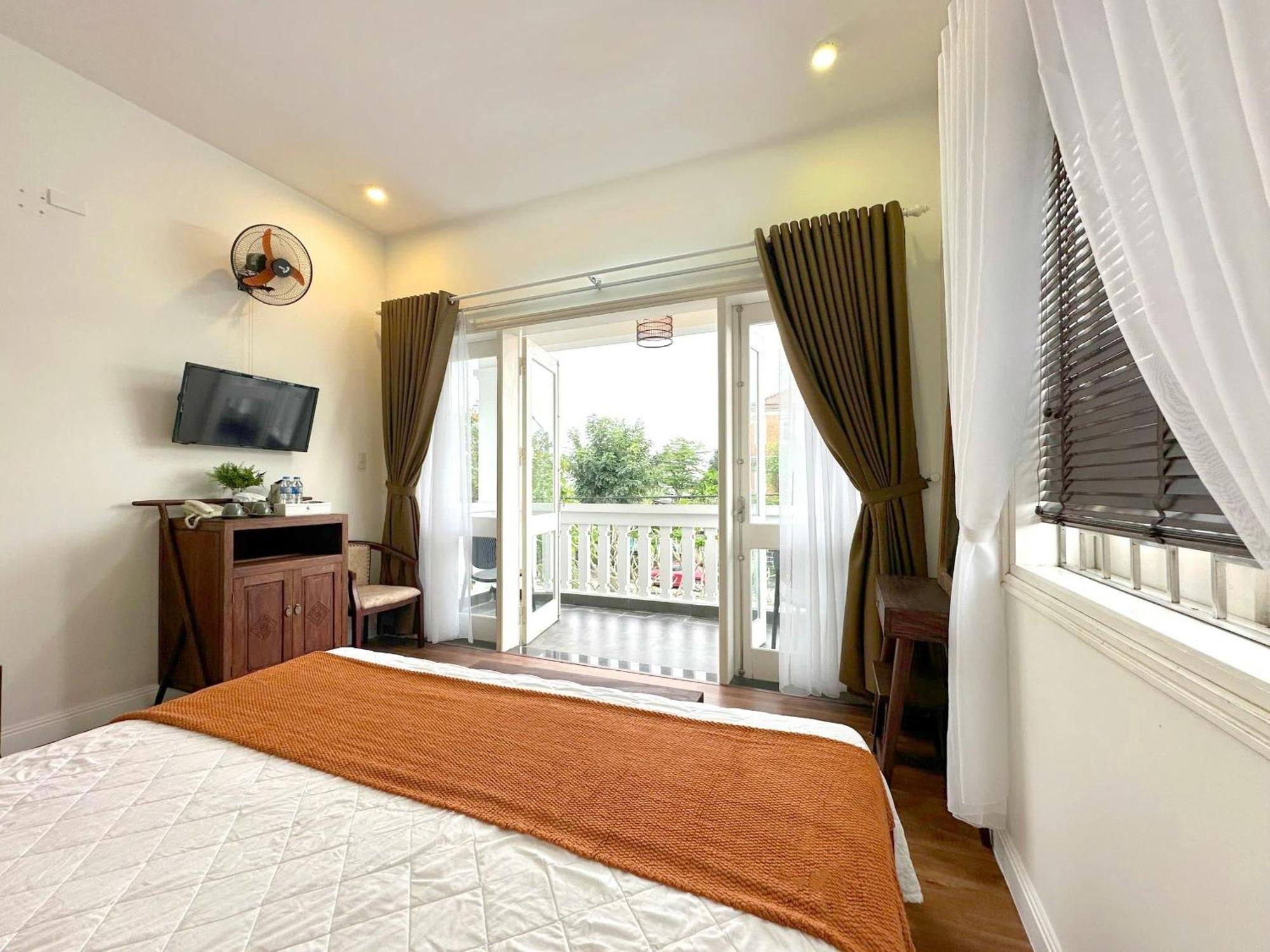 Fullhouse Hoian Villa *