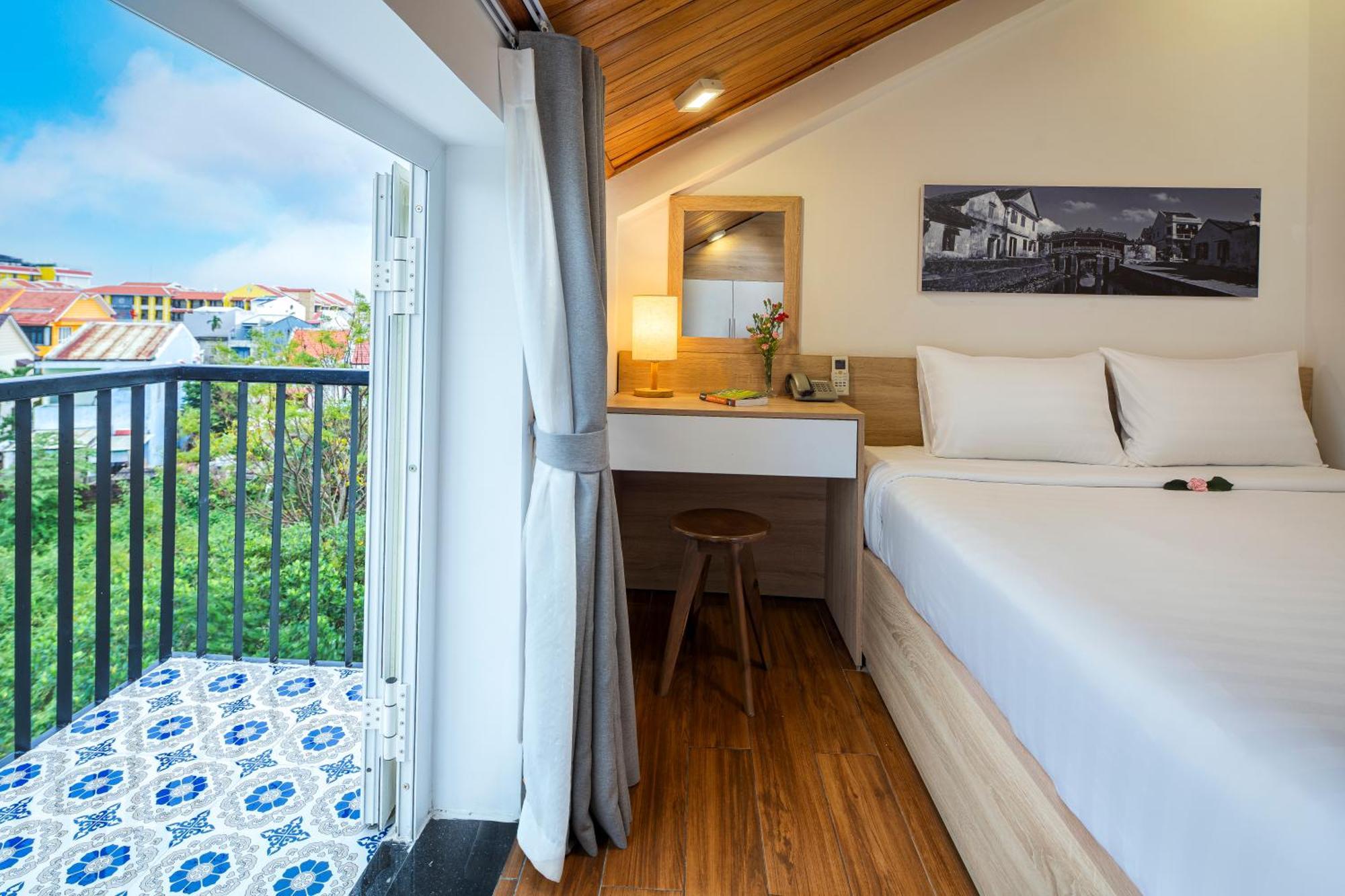 Truc Loc Villa *