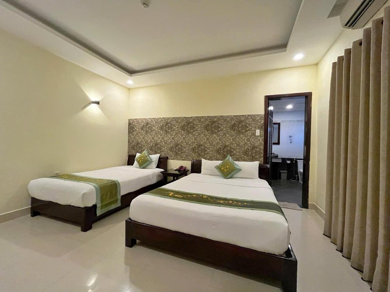 Golden River Hotel 3*