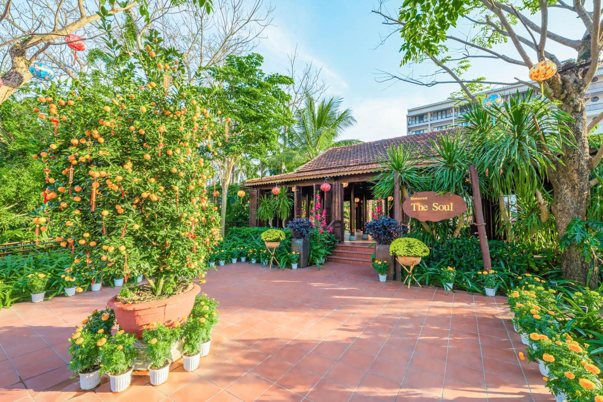 Rivertown & Resort