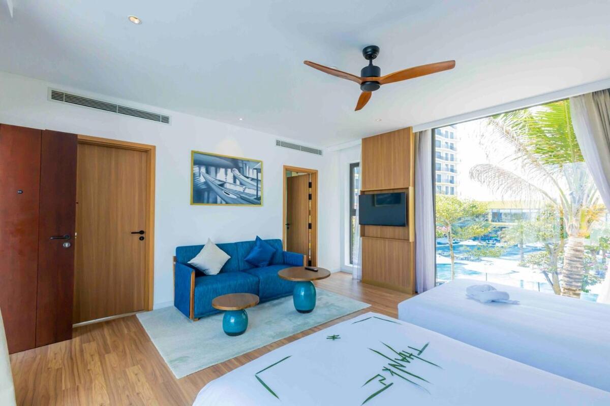 Wyndham Beachfront 3 Bedroom Pool * Hoi An