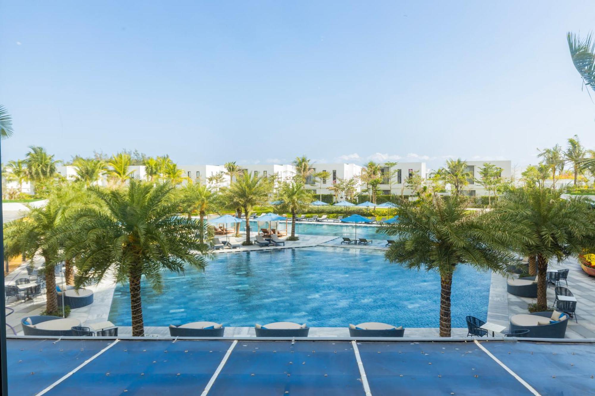 Wyndham Beachfront 3 Bedroom Pool Villa Hoi An