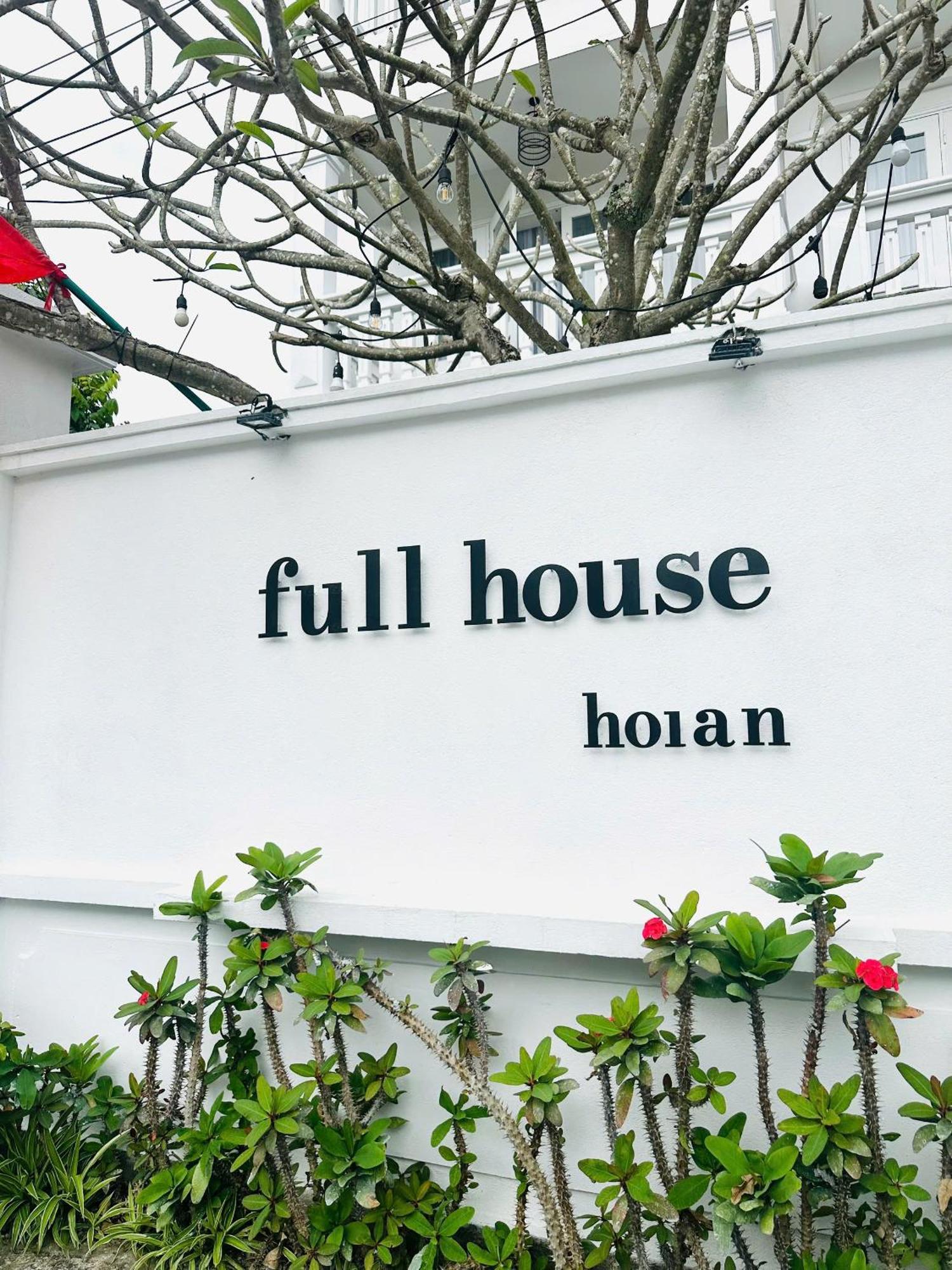 Villa Fullhouse Hoian *