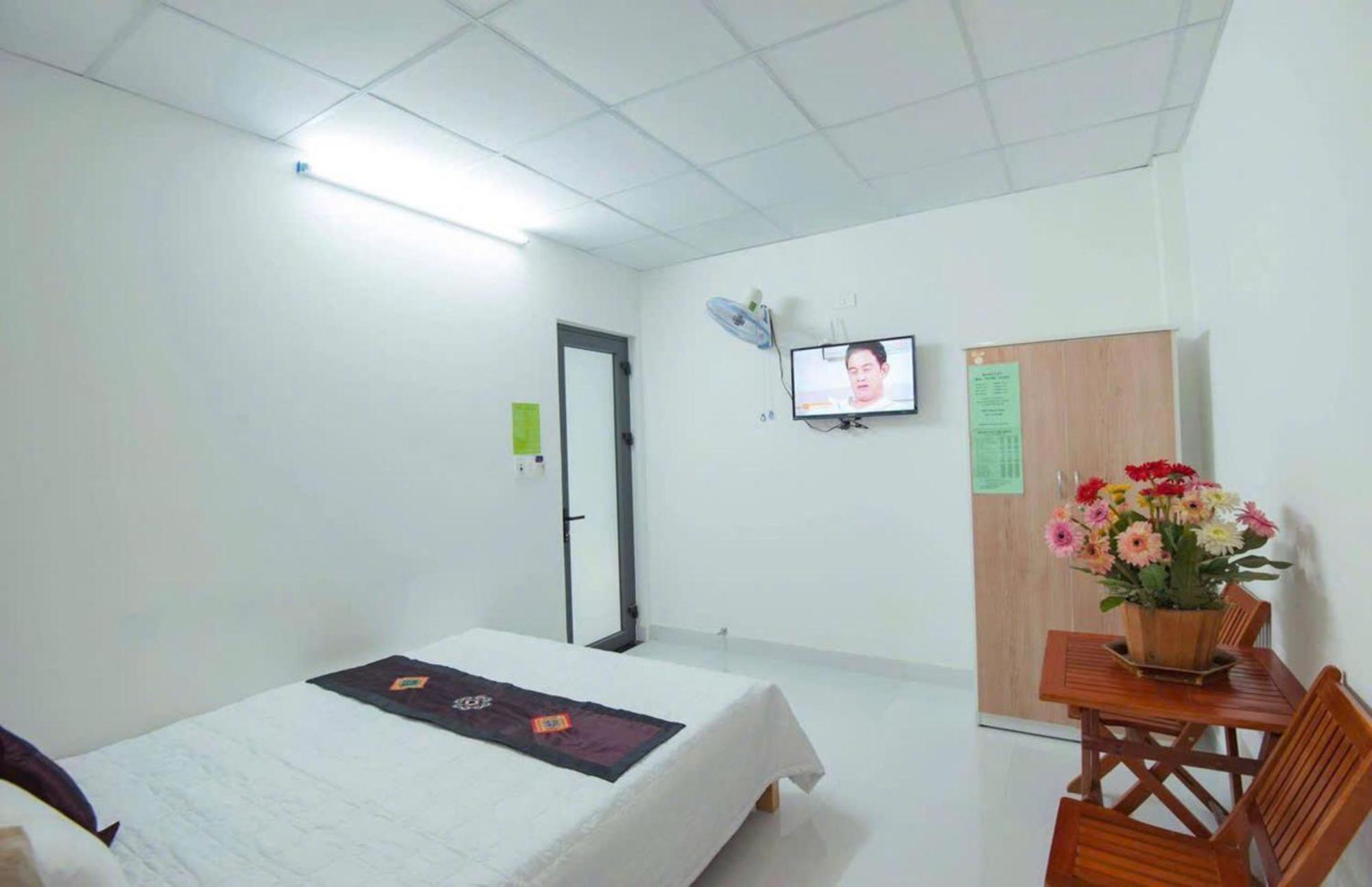 Homestay Bong House