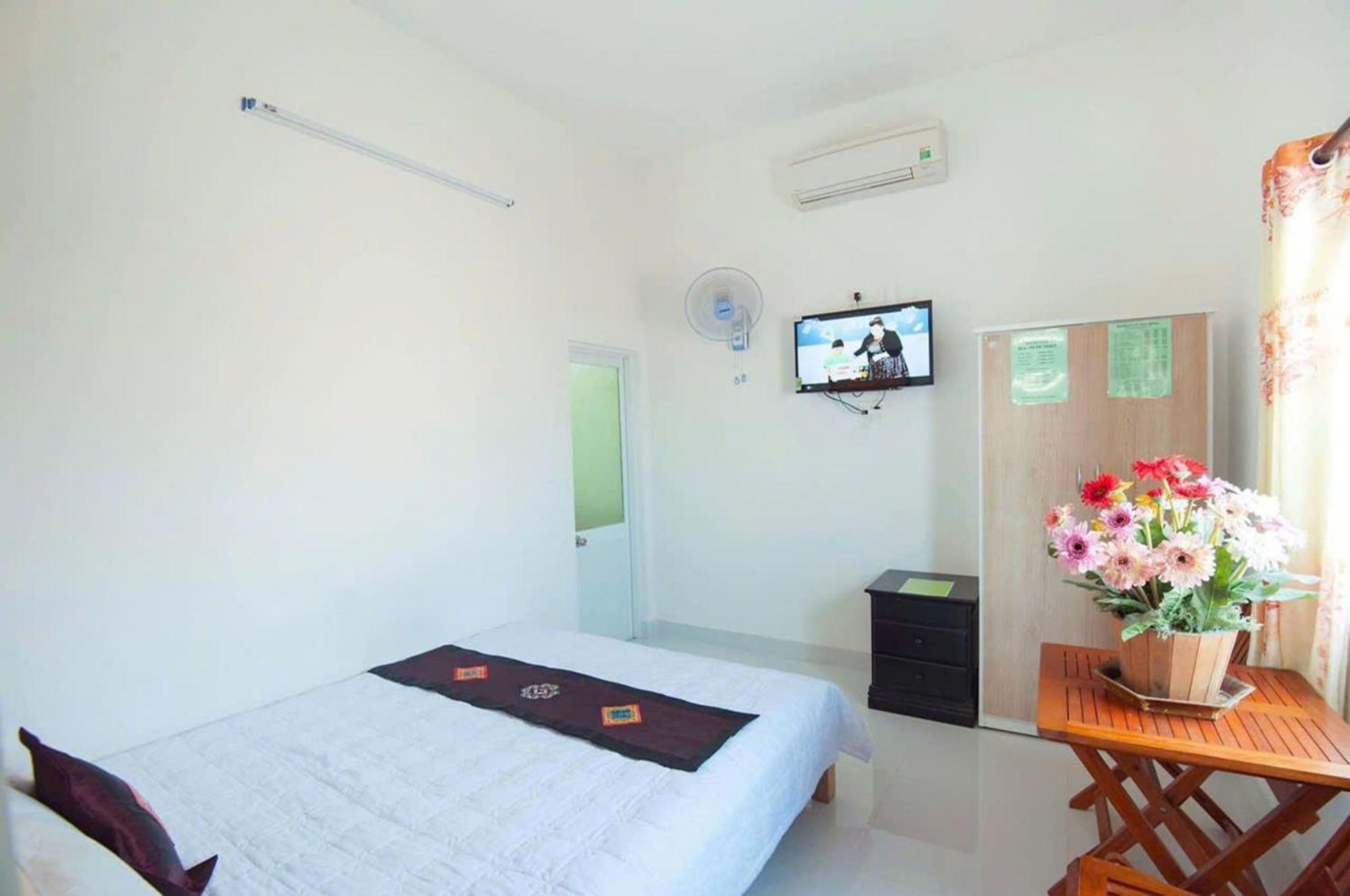 Homestay Bong House *