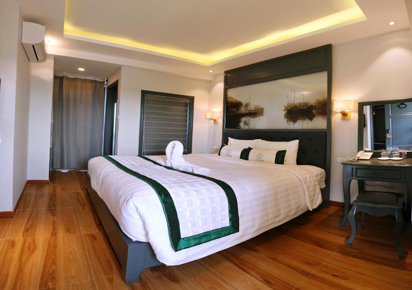 Ivy Hotel