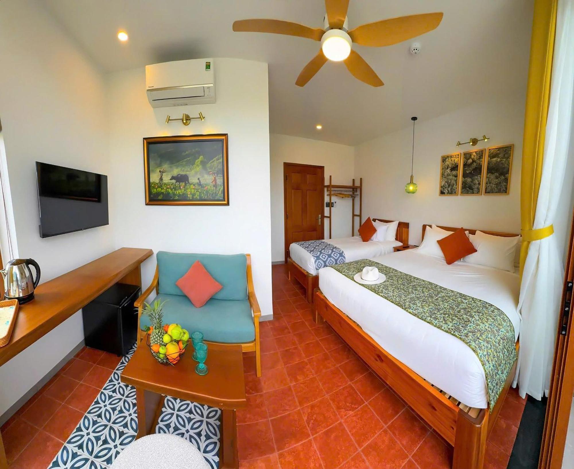 Bed & Breakfast Blue Tropical House Hội An