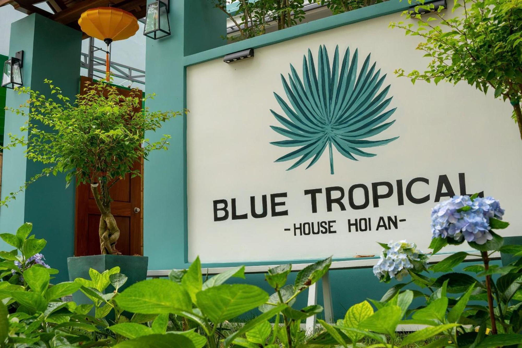 Blue Tropical House