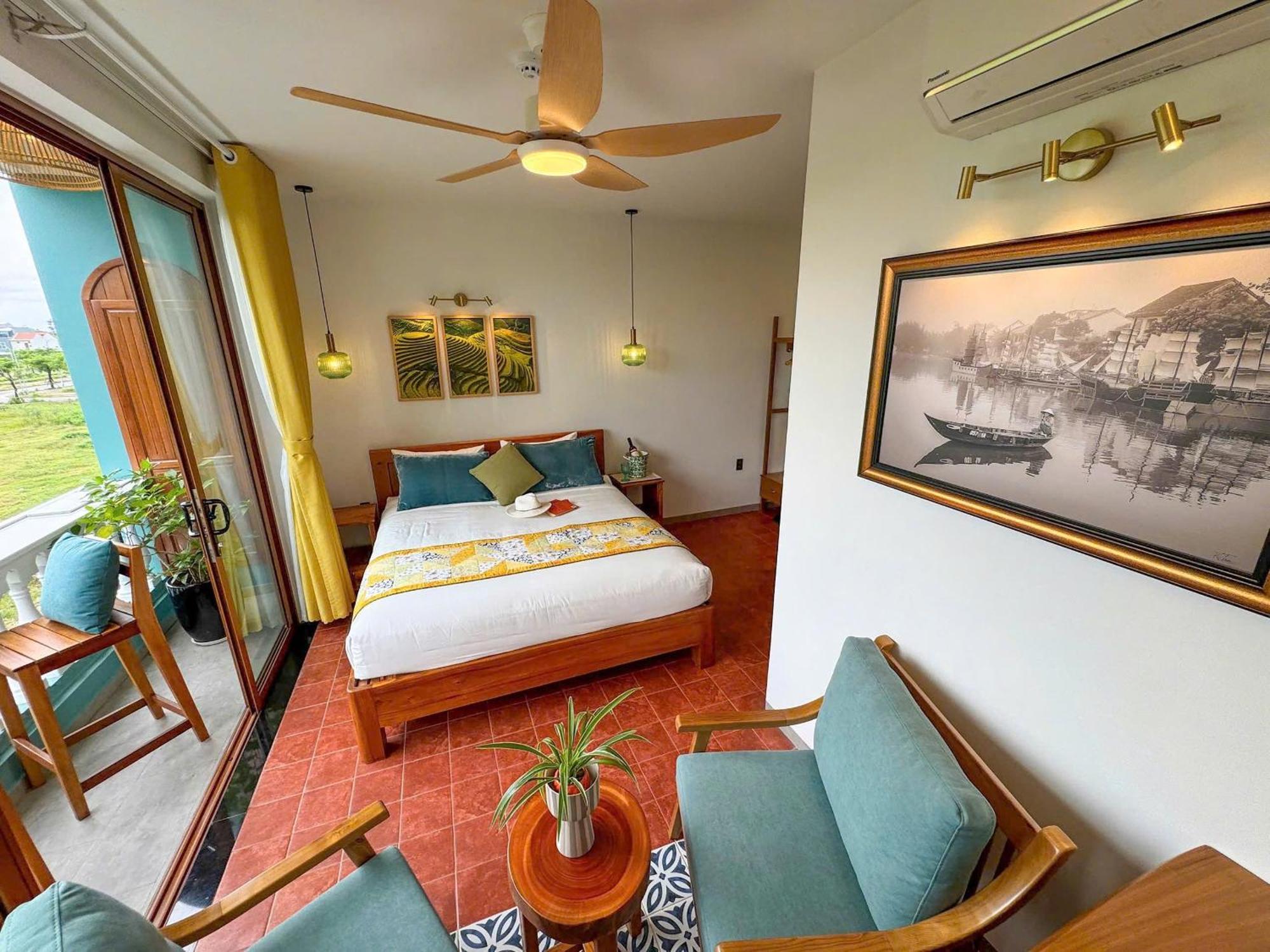 Blue Tropical House Bed & Breakfast *