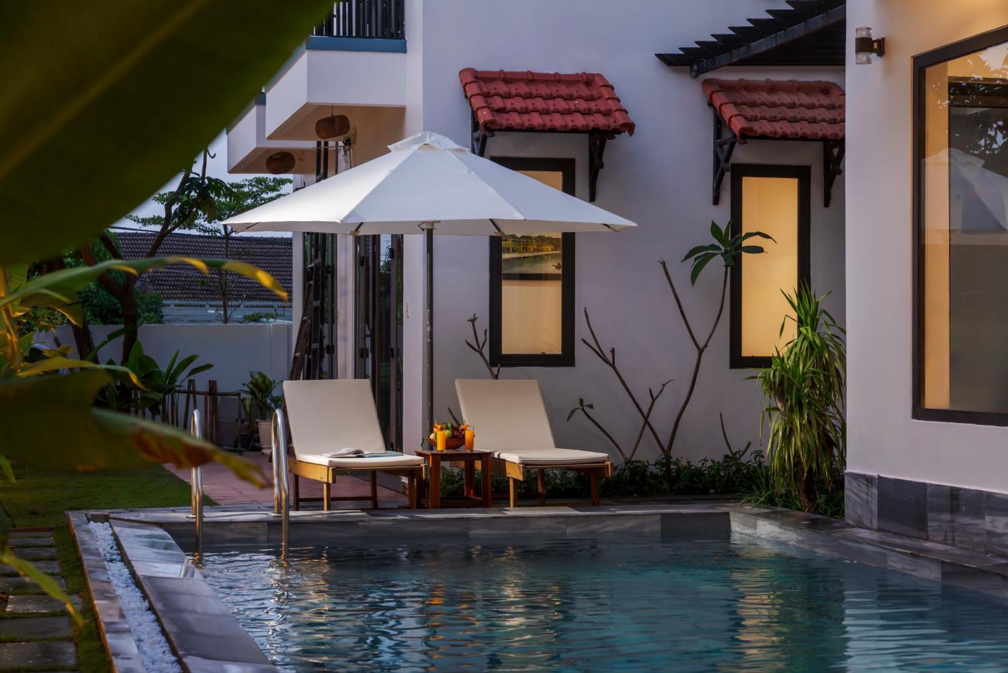 Sunora Villa *