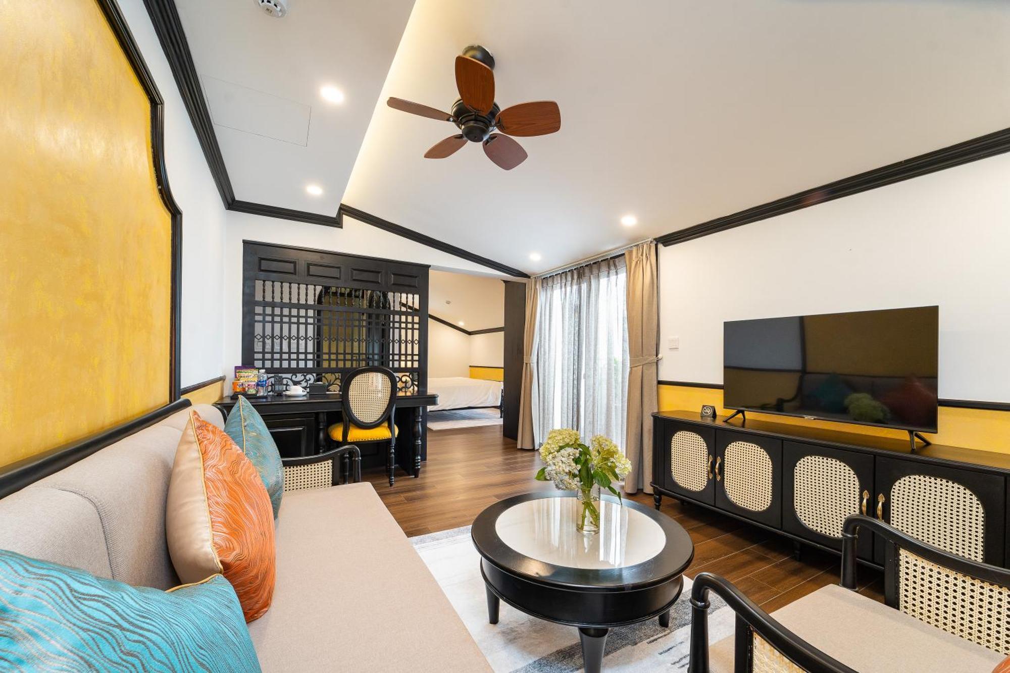 Yzistel Hotel 4*