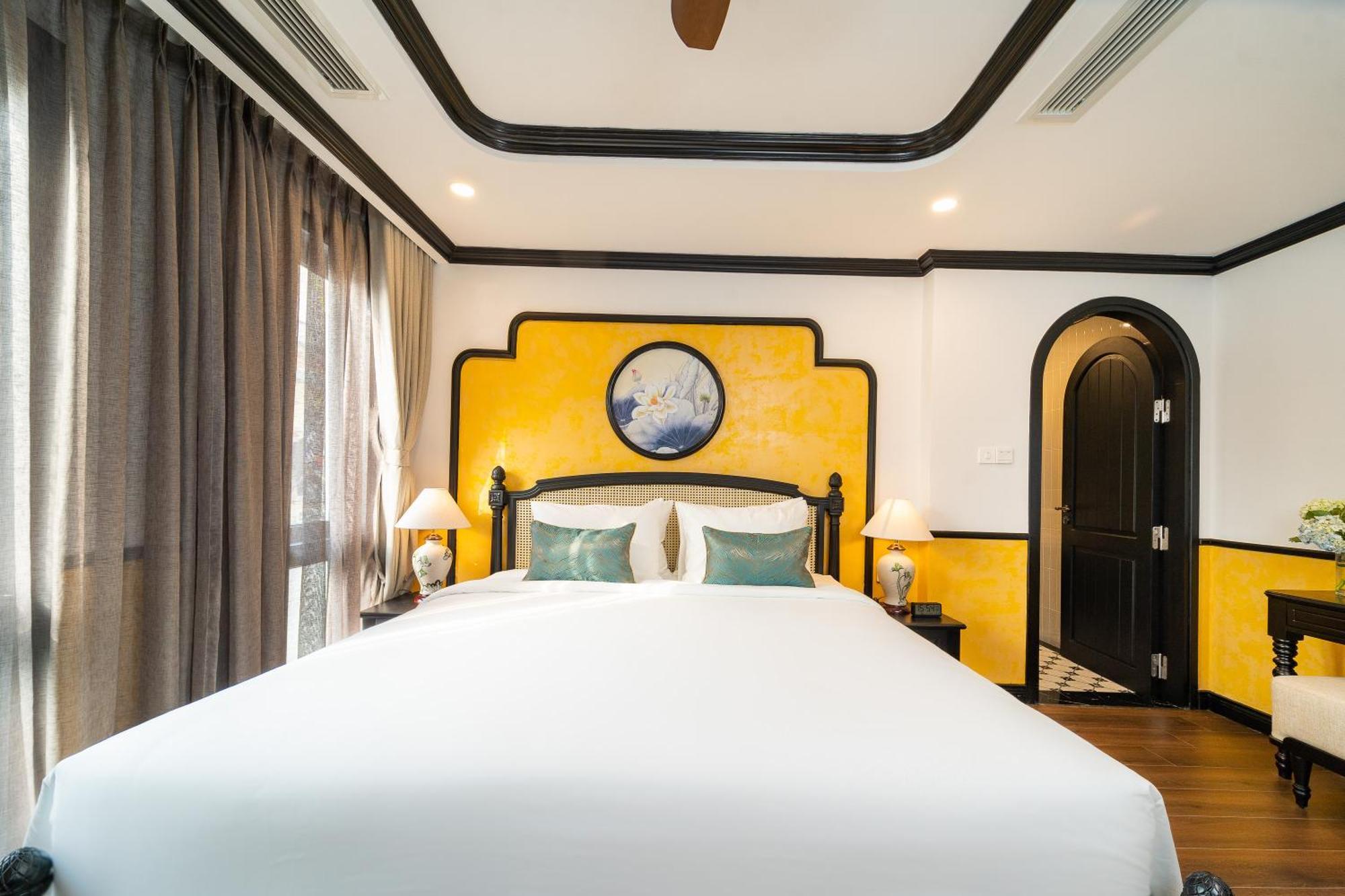 Hotel Yzistel 4*