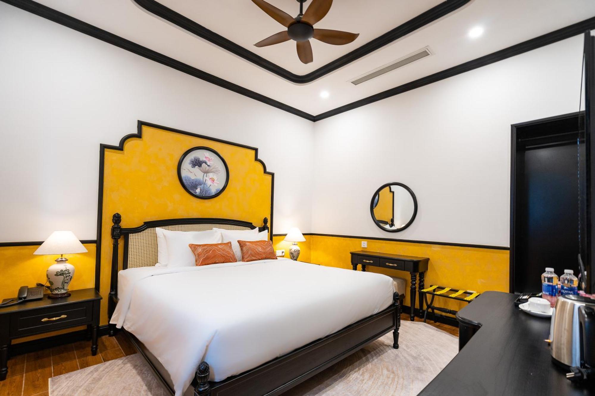 Hotel Yzistel 4*