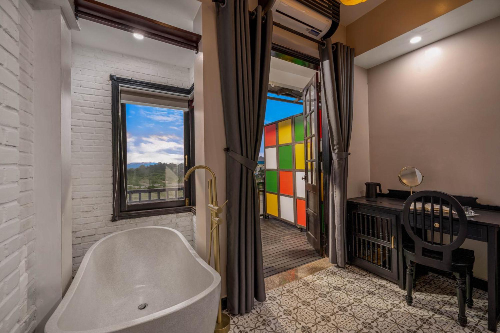 Old Town Hotel 4*