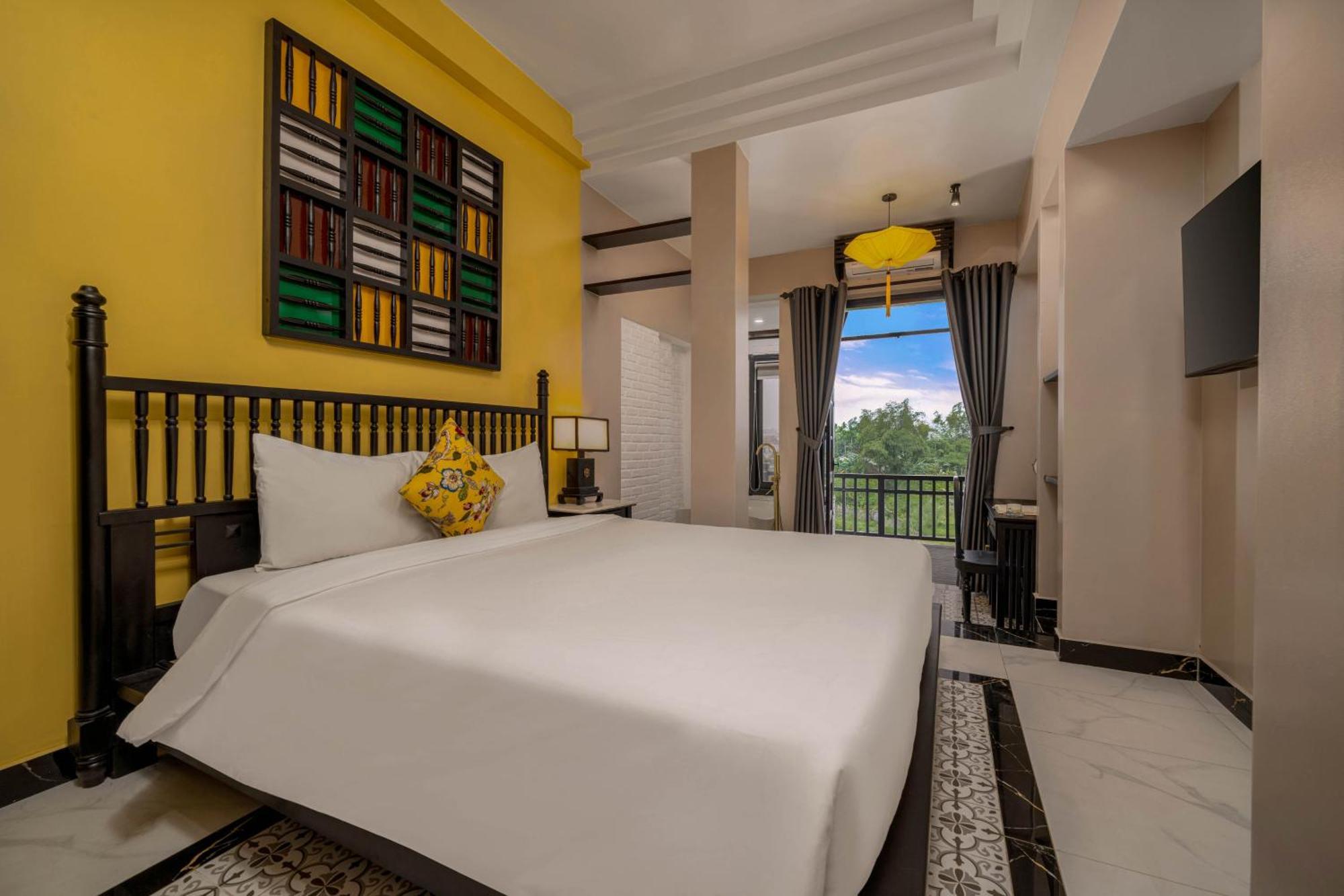 Old Town Hotel 4*