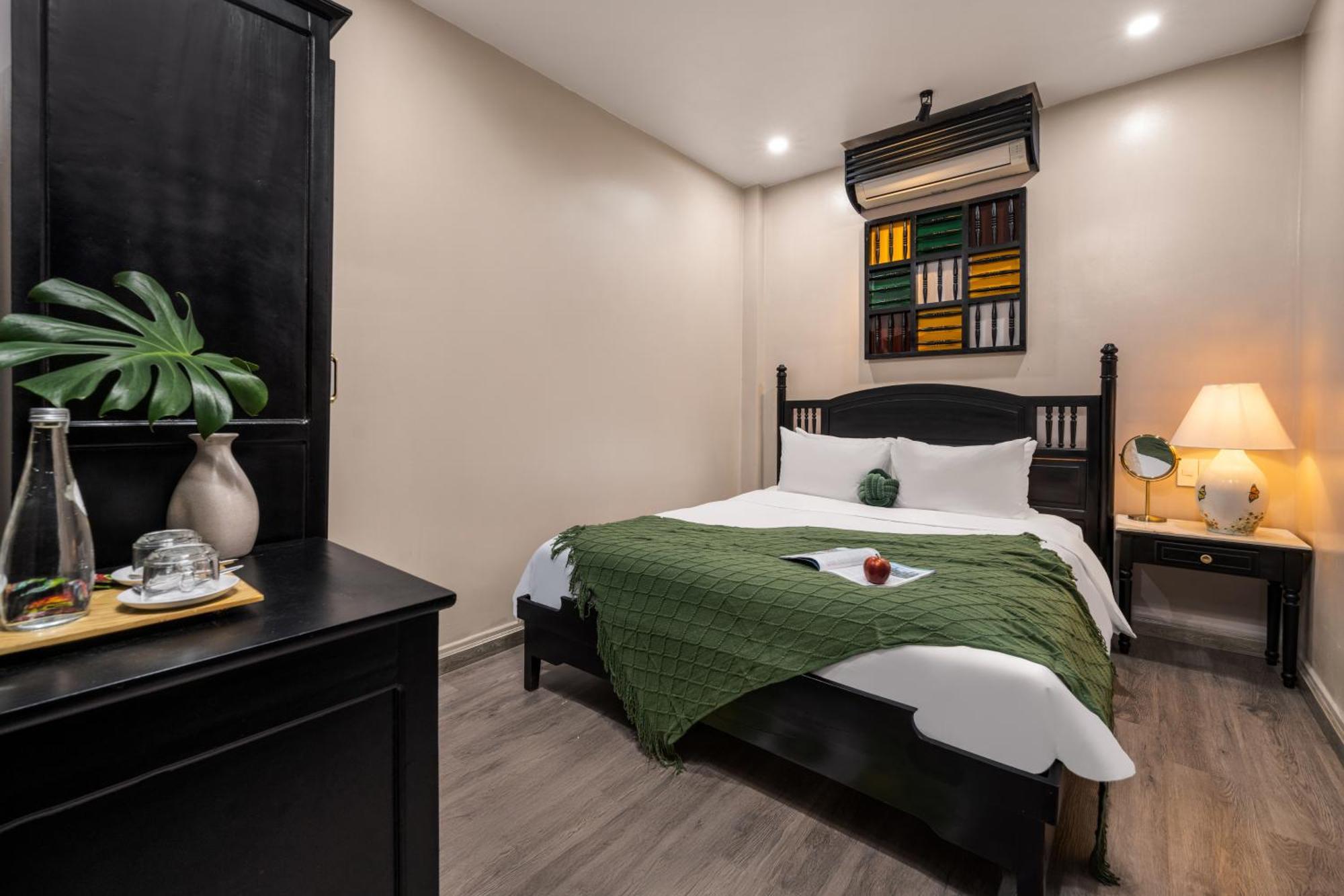 Hotel Old Town 4*
