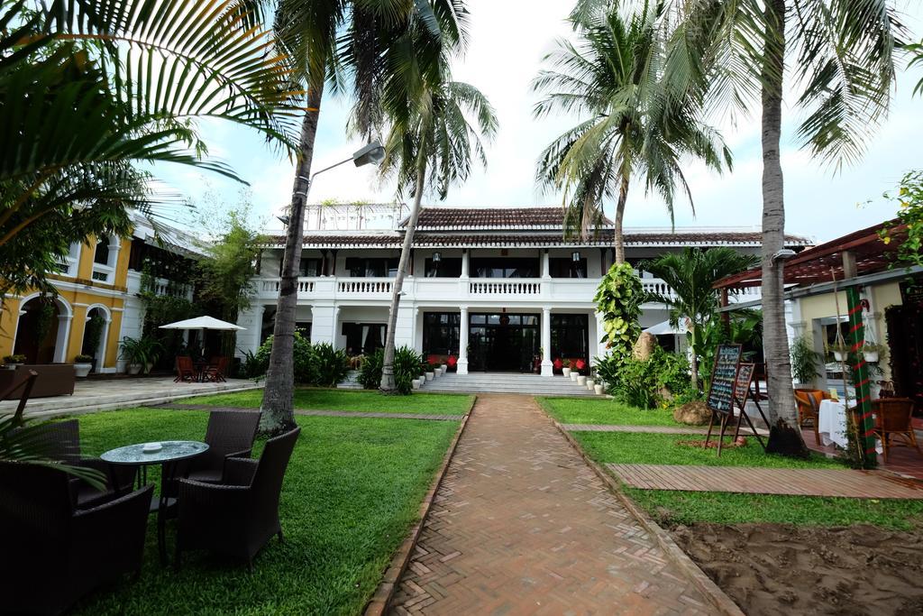 Ha An Khách sạn 3*