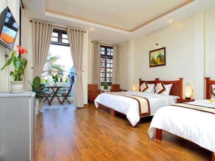 Thien Tan With Private Pool Homestay