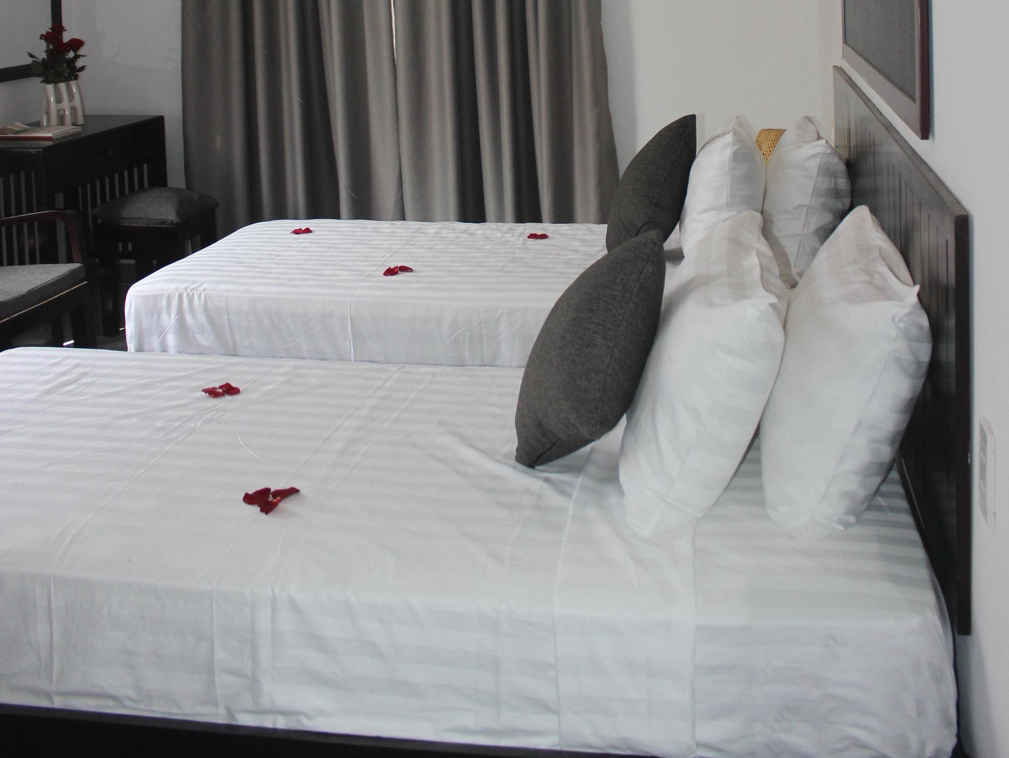 Viet House Homestay *