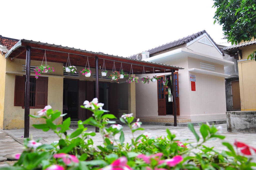 Homestay Petunia Garden And Hoi An