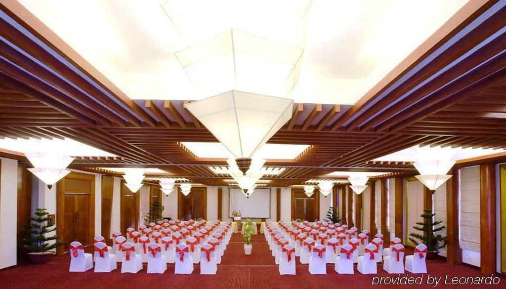 Golden And Tempat peranginan 5*