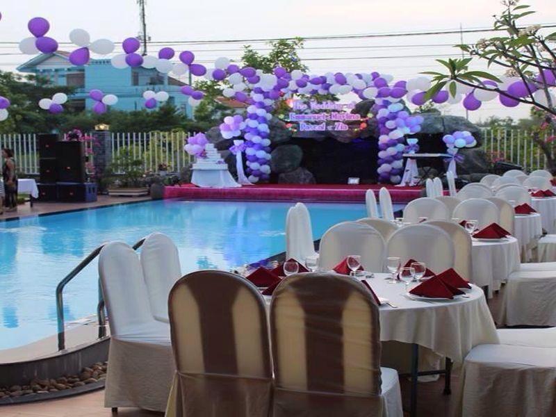 Kiki Hostel & Pool Club Hotel
