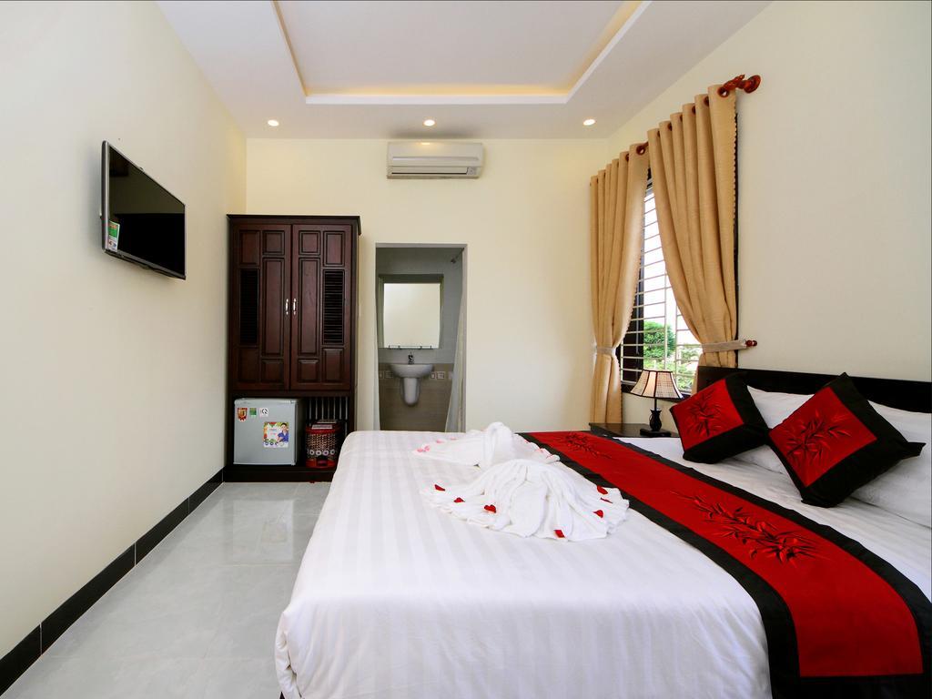 Fireworks Homestay Hoi An
