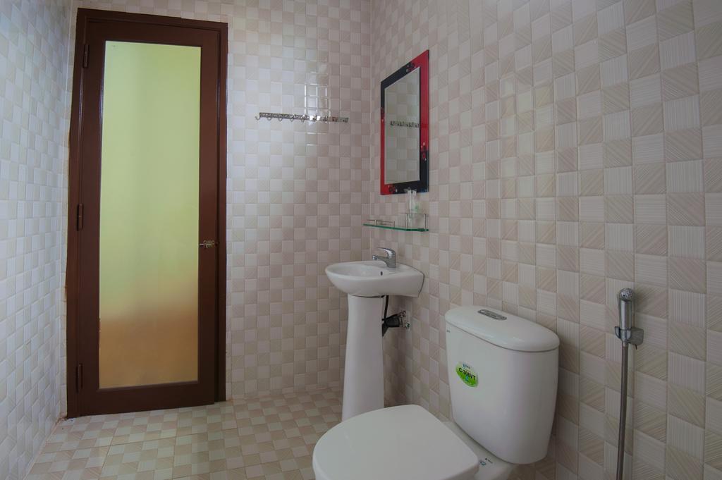 Homestay Petunia Garden And