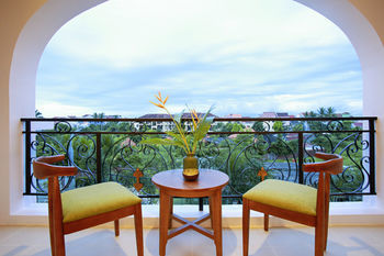 Hotel Lasenta Boutique Hoian
