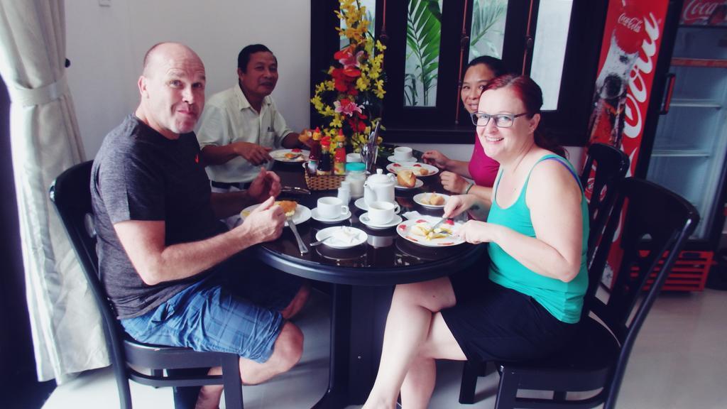Ngoc Sinh * Hoi An