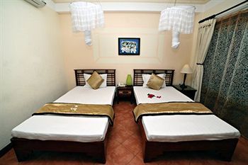 Kiki Hostel & Pool Club Hotel 3*