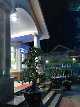 Beautiful Moon Homestay *