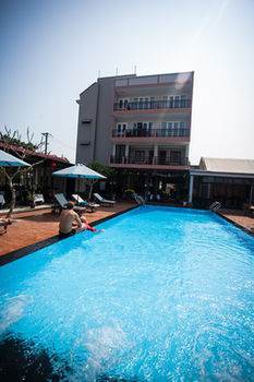 Kiki Hostel & Pool Club Hoi An