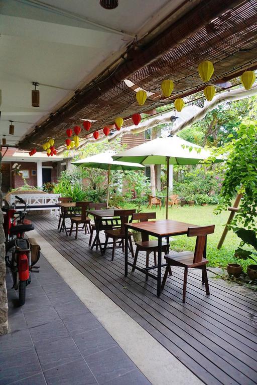 Rock * Hoi An