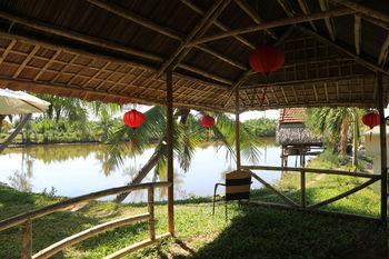 Homestay Lakeview *