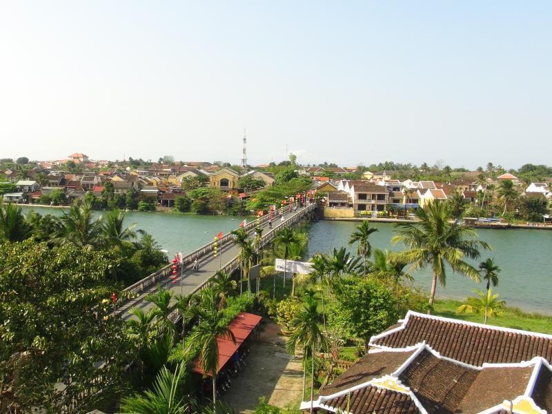 Pho Hoi Riverside