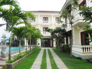Memority & Hoi An