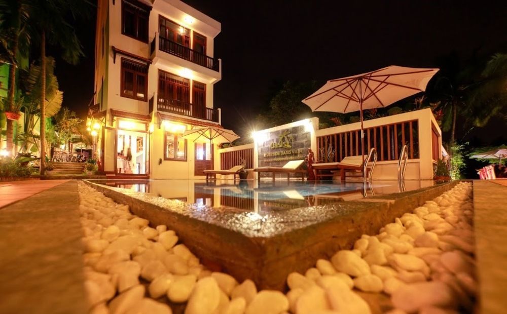 Riverside Oasis Villa *