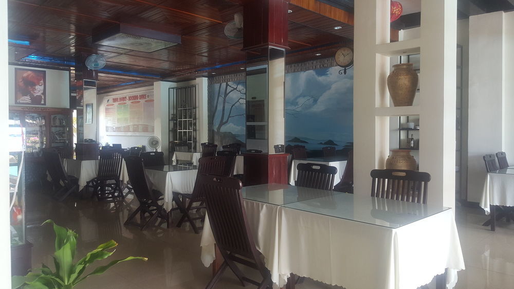 Kiki Hostel & Pool Club Hotel 3*
