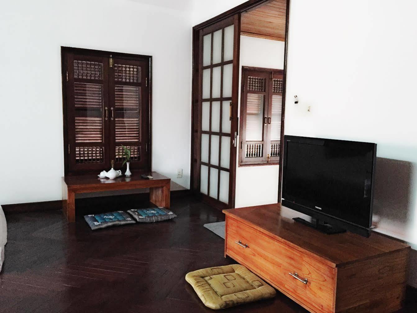 B Lan House Hotel