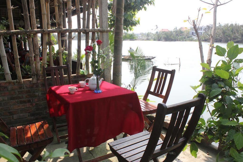 Ở trọ Lakeside Homestay Hội An